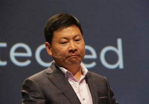 华为“塔山计划”刷屏！自己建厂造芯？行业人士坦言，这比登天还难